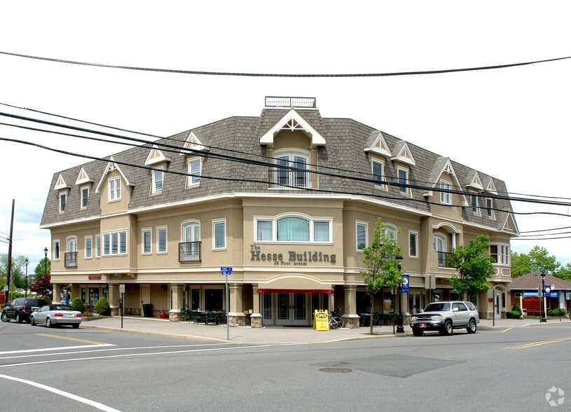 25 1st Ave, Atlantic Highlands, NJ for lease - Primary Photo - Image 1 of 6