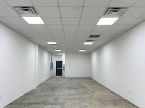 20303 S University Blvd, Missouri City, TX for lease Interior Photo- Image 2 of 6