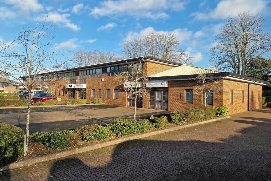 Campbell Rd, Bramley à vendre - Photo du bâtiment - Image 3 de 3