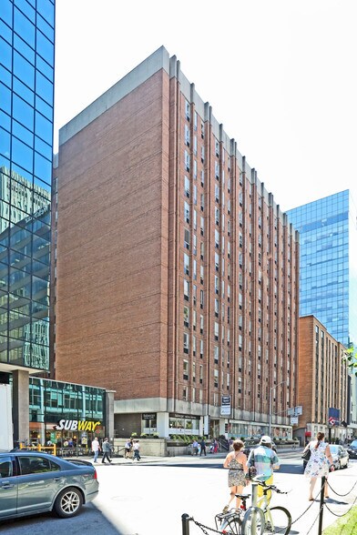 130 Slater St, Ottawa, ON à vendre - Photo du bâtiment - Image 1 de 1