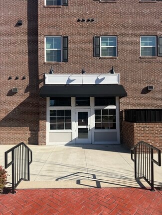 Plus de détails pour 800 Gathering Park Cir, Cary, NC - Bureau/Commerce de détail à louer