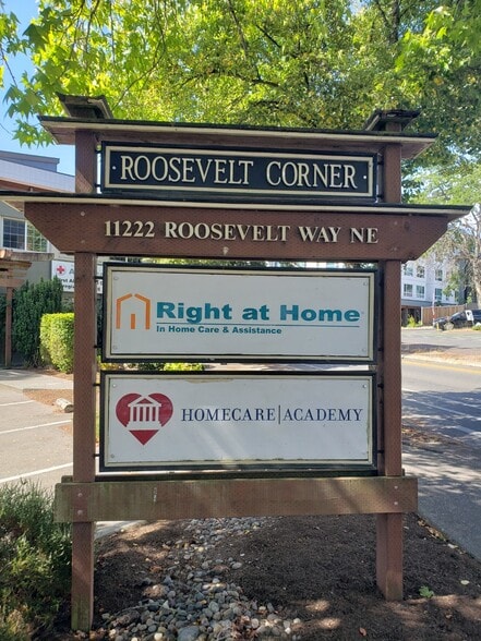 11222 Roosevelt Way NE, Seattle, WA for sale - Building Photo - Image 3 of 3