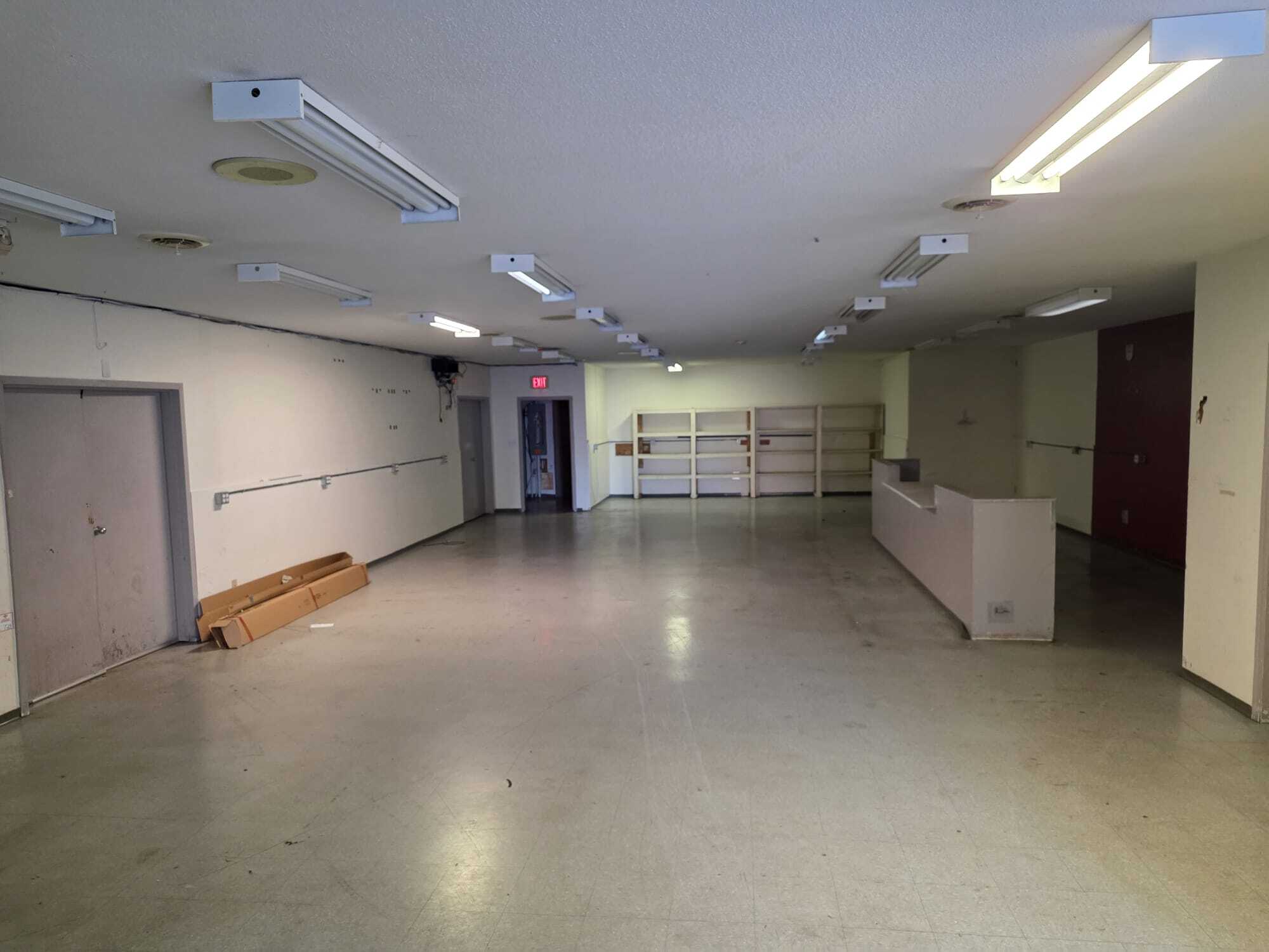 13018 80 Av, Surrey, BC à louer Photo intérieure- Image 1 de 28