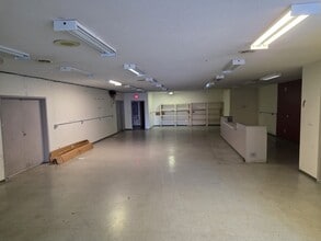 13018 80 Av, Surrey, BC à louer Photo intérieure- Image 1 de 28