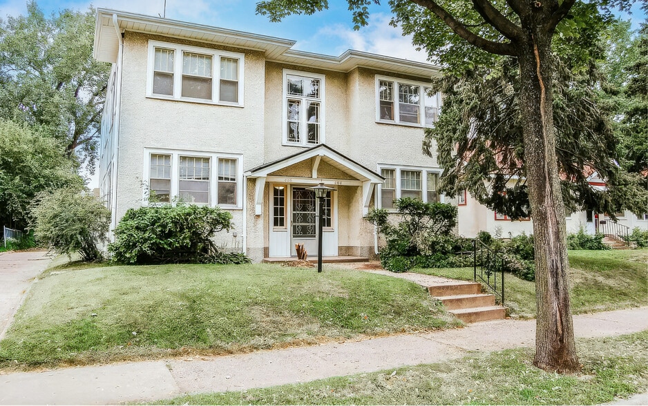 404 8th St SE, Minneapolis, MN for sale - Building Photo - Image 1 of 1
