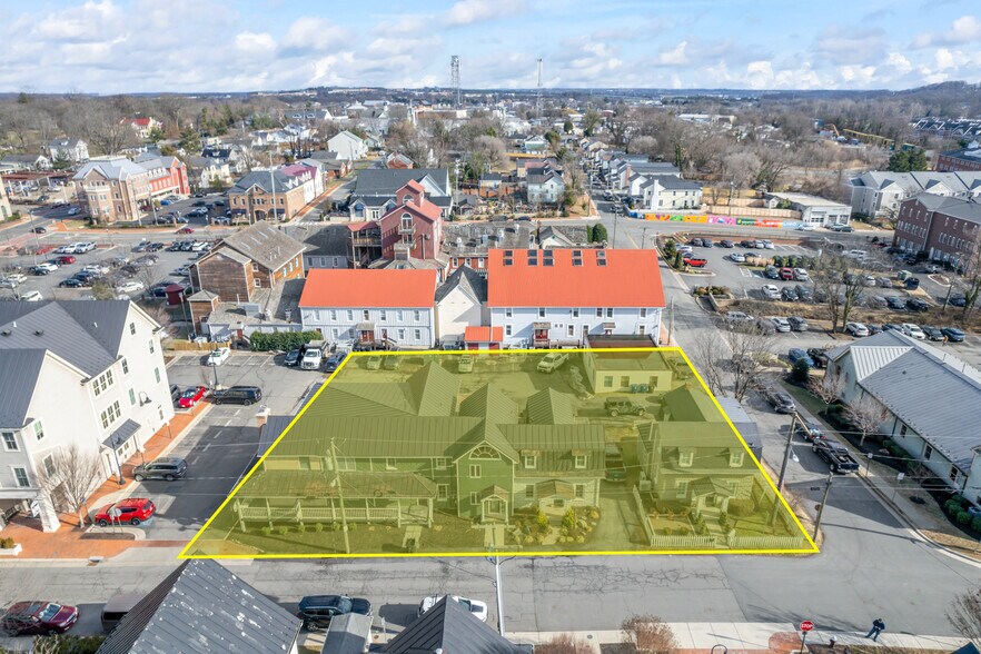 208-212 Church SE st, Leesburg, VA à vendre - Photo du bâtiment - Image 3 de 18