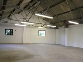 107 Summerway, Exeter for lease Interior Photo- Image 2 of 2