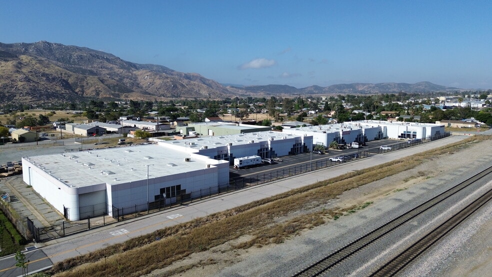 900 John St, Banning, CA for lease - Building Photo - Image 1 of 4