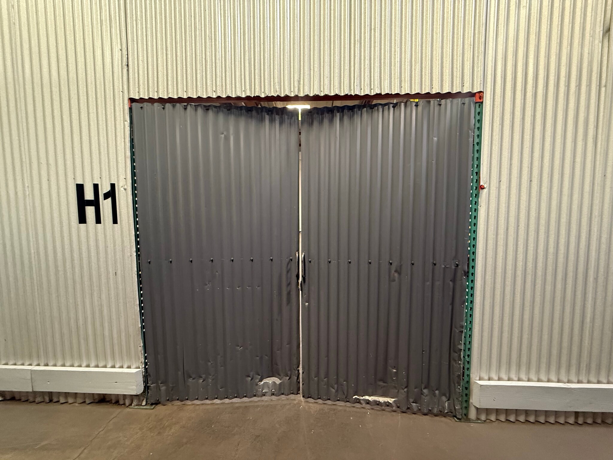 5625 E Firestone Blvd, South Gate, CA à louer Photo intérieure- Image 1 de 3