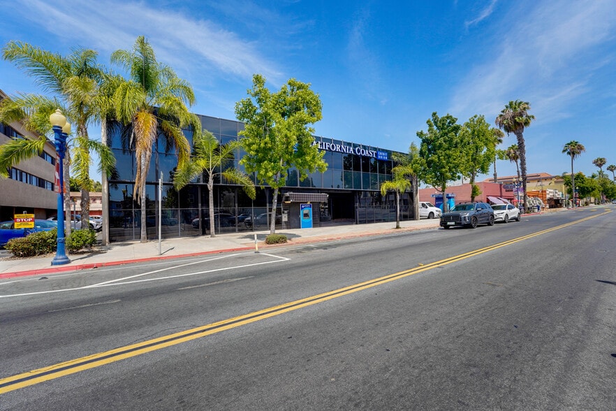 4470 Park Blvd, San Diego, CA for sale - Building Photo - Image 2 of 3