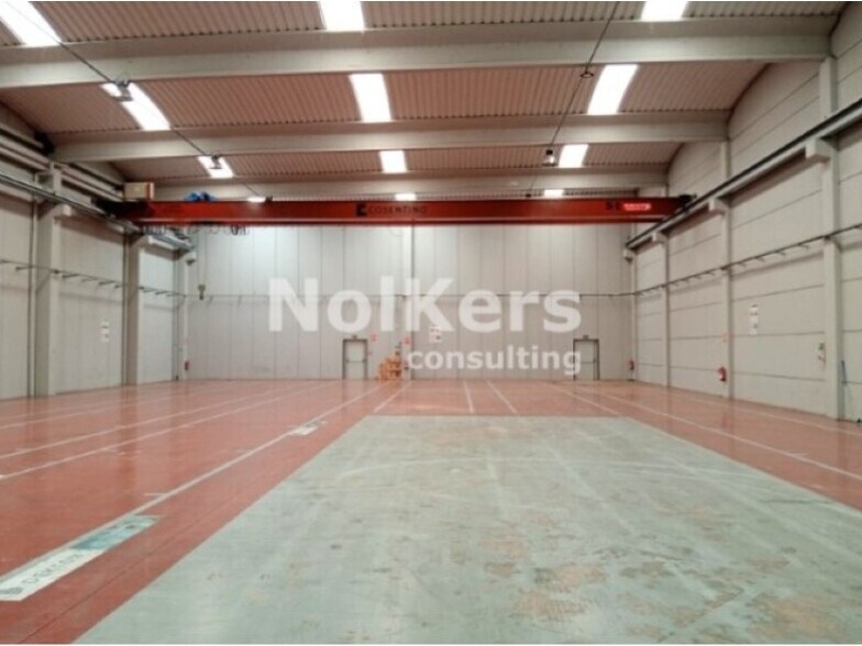 Industrial in Salt, Gerona for lease - Interior Photo - Image 3 of 3
