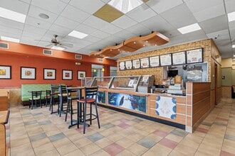 1315 31st St, Des Moines, IA for lease Interior Photo- Image 2 of 4