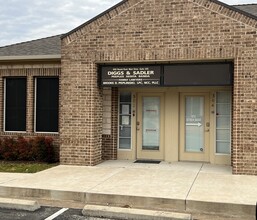 600 Round Rock West, Round Rock, TX for lease Building Photo- Image 2 of 2