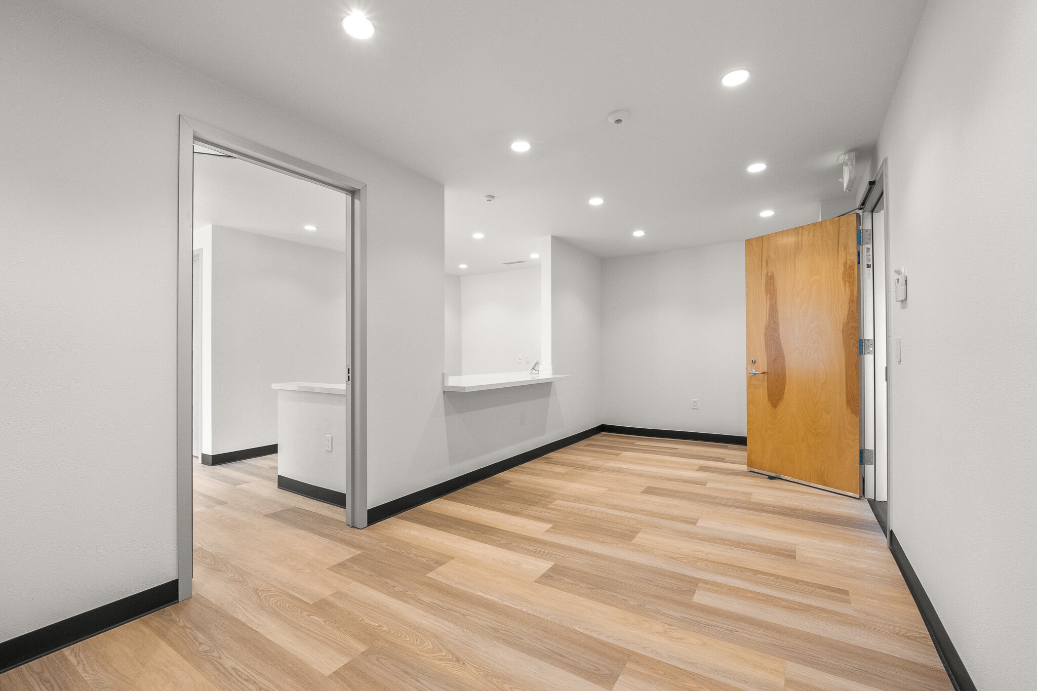 512 Westline Dr, Alameda, CA for lease Interior Photo- Image 1 of 17