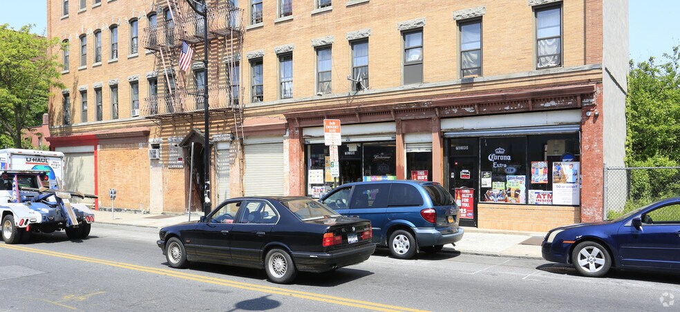 163 S 4th St, Mount Vernon, NY à louer - Photo du bâtiment - Image 2 de 7