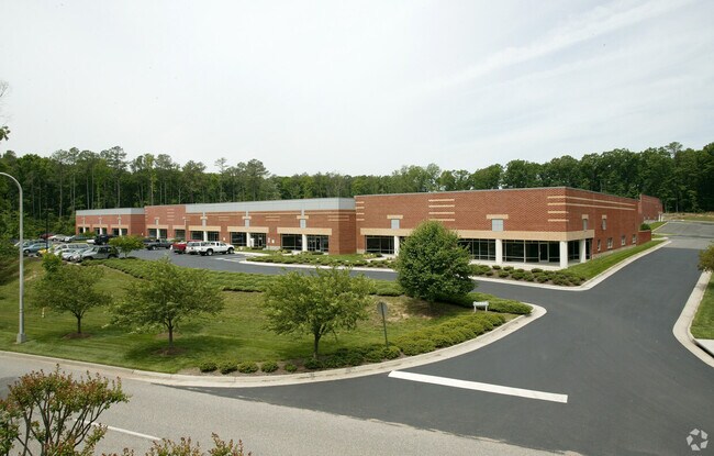 More details for 12820 W Creek Pkwy, Richmond, VA - Flex for Lease
