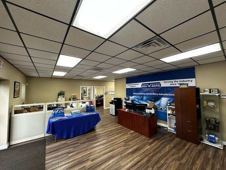 15055 West Dr, Houston, TX à louer - Photo intérieure - Image 3 de 4