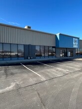 6451-6459 Universal Ave, Kansas City, MO à louer Photo intérieure- Image 2 de 4