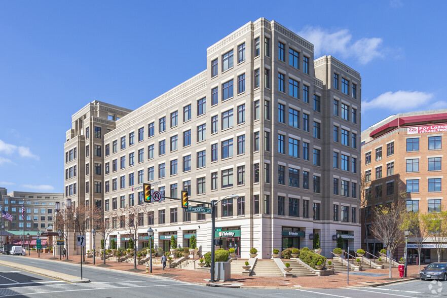 1725 Duke St, Alexandria, VA for lease - Primary Photo - Image 1 of 17