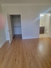 6938-6950 Laurel Canyon Blvd, Los Angeles, CA for lease Interior Photo- Image 2 of 10