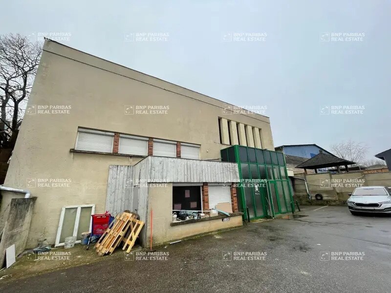 Flex in Chambourcy for sale Building Photo- Image 1 of 13