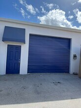 511-545 NE 32nd St, Oakland Park, FL for lease Building Photo- Image 1 of 6