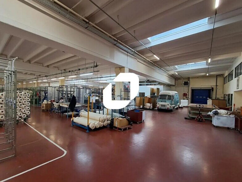 Office in Saint-André-lez-Lille for lease - Interior Photo - Image 2 of 7