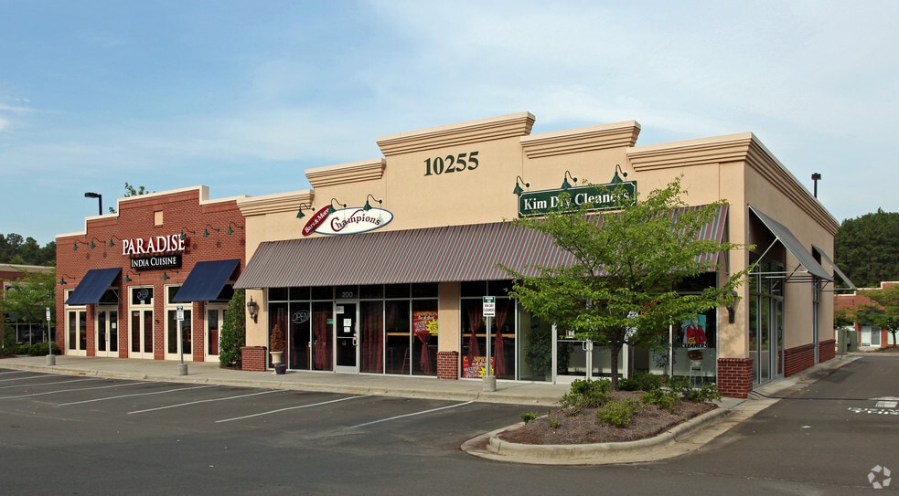 10235 Chapel Hill Rd, Morrisville, NC for lease - Primary Photo - Image 2 of 5