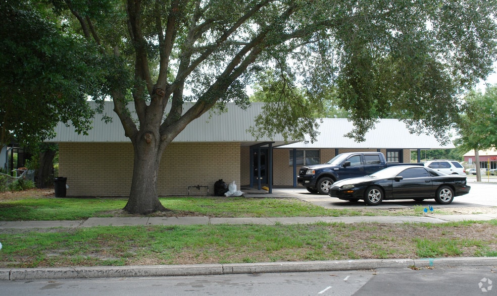 4515 Curry Ford Rd, Orlando, FL à vendre - Photo du bâtiment - Image 2 de 11