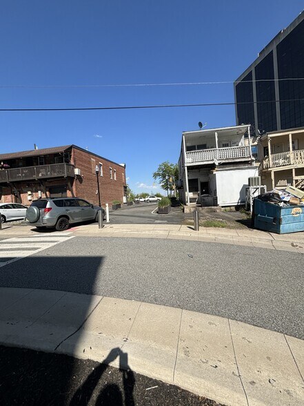 108 Speedwell Ave, Morristown, NJ à vendre - Photo du bâtiment - Image 2 de 3