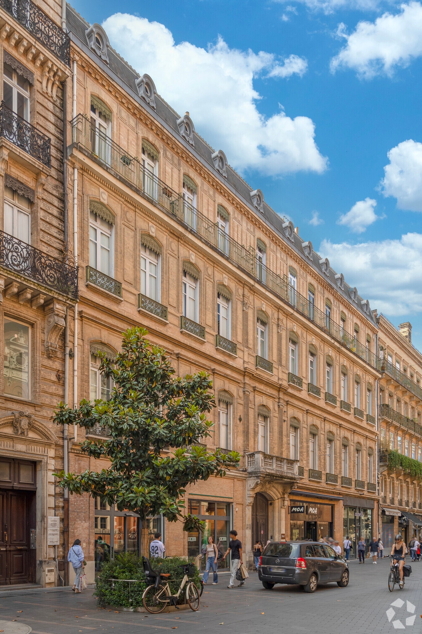 15 Rue D'Alsace Lorraine, Toulouse for lease Primary Photo- Image 1 of 9