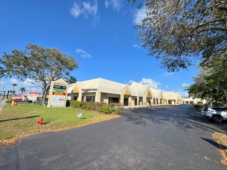 4130-4188 Tamiami Trl N, Naples, FL for lease - Building Photo - Image 2 of 5