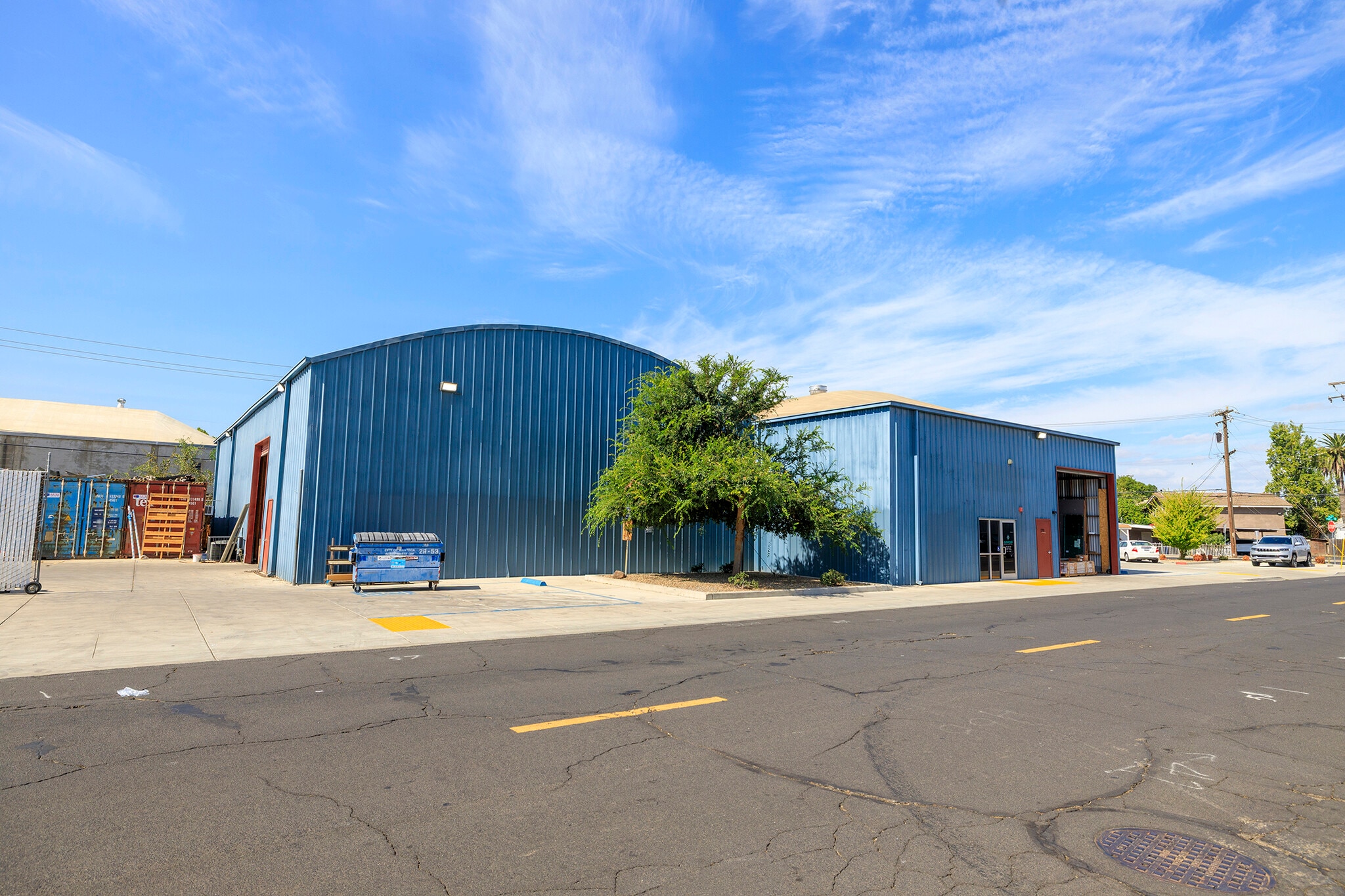 270 Oak St, Manteca, CA for lease Building Photo- Image 1 of 18