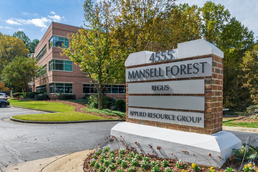 4555 Mansell Rd, Alpharetta, GA à louer - Photo du bâtiment - Image 2 de 13