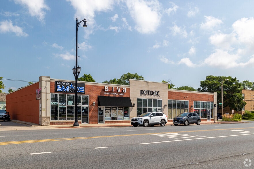 7501-7507 W Roosevelt Rd, Forest Park, IL for sale - Building Photo - Image 2 of 6