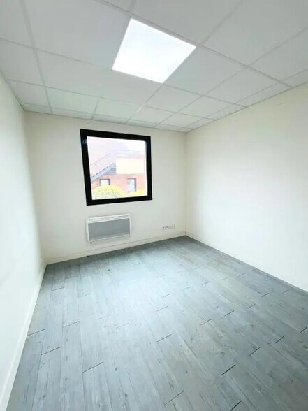 Flex dans Noisy-le-Roi à louer - Photo intérieure - Image 3 de 7