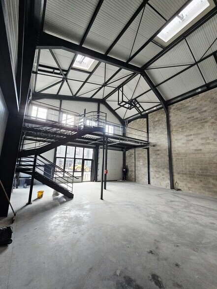 Local d'activités dans Groslay à vendre - Photo intérieure - Image 3 de 30