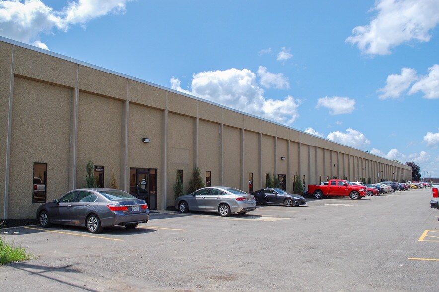 26820 Fargo Ave, Bedford Heights, OH for lease - Building Photo - Image 1 of 5