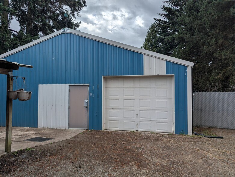 2740 Echo Ln, Eugene, OR à louer - Photo du bâtiment - Image 1 de 11