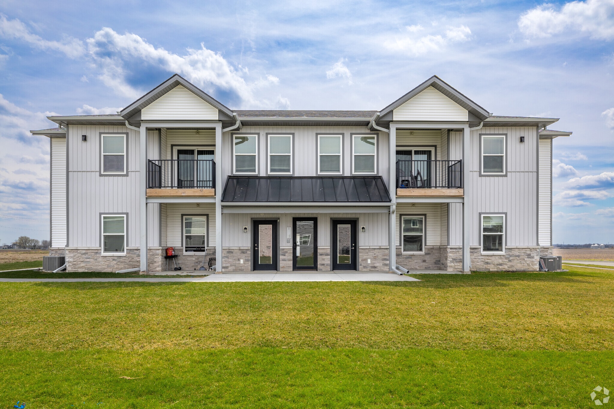 134 Cedar Dr, Gilbert, IA for sale Primary Photo- Image 1 of 12