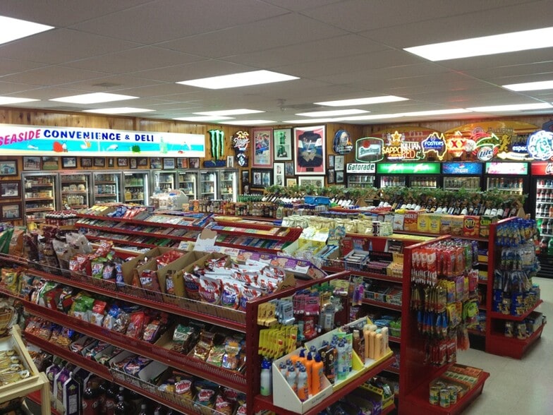 4635 N Ocean Blvd, Boynton Beach, FL for lease - Building Photo - Image 2 of 4