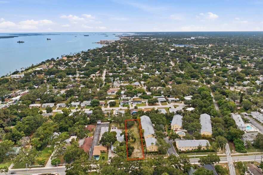 Sunset Point Road, Clearwater, FL à vendre - Aérien - Image 3 de 27