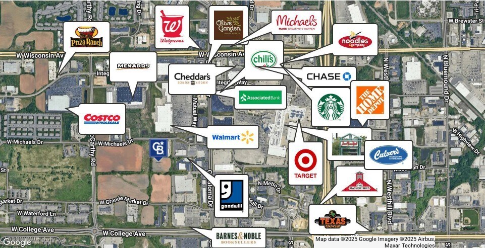 4811 W Michaels Dr, Appleton, WI à vendre - Photo du bâtiment - Image 2 de 26