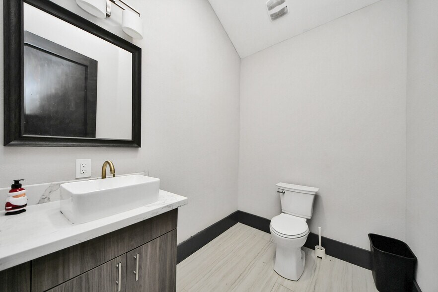 5310 Logston Ln, Spring, TX à vendre - Photo intérieure - Image 3 de 68