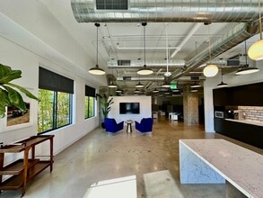 2120 Colorado Ave, Santa Monica, CA for lease Interior Photo- Image 2 of 4