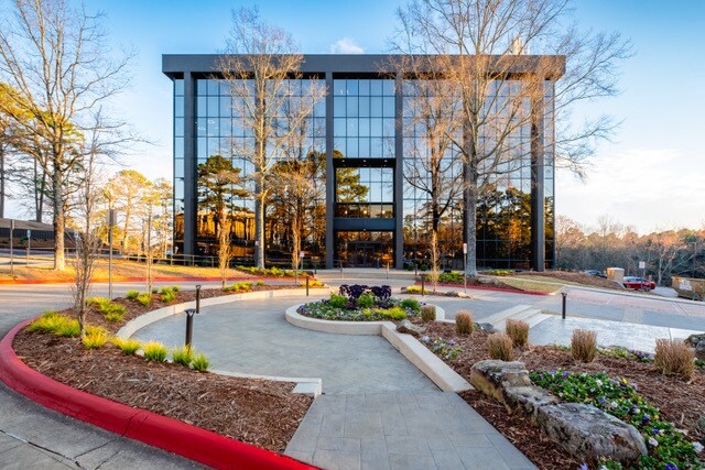 10801 Executive Center Dr, Little Rock, AR à louer Photo principale- Image 1 de 6