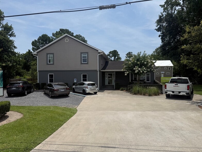 2365 N Highway 17, Mount Pleasant, SC for sale - Primary Photo - Image 1 of 13