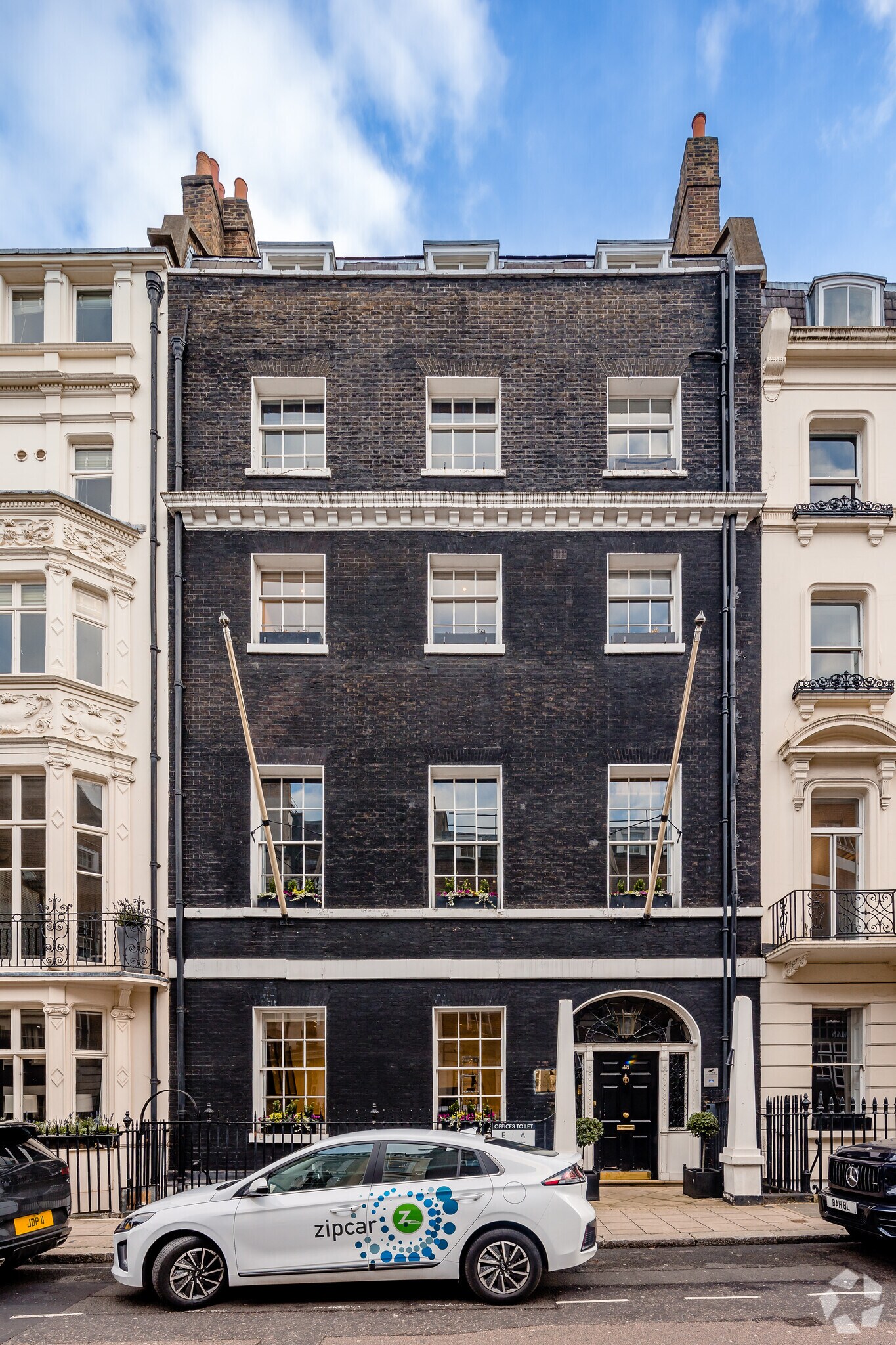 48 Charles St, Londres à louer Photo du bâtiment- Image 1 de 2