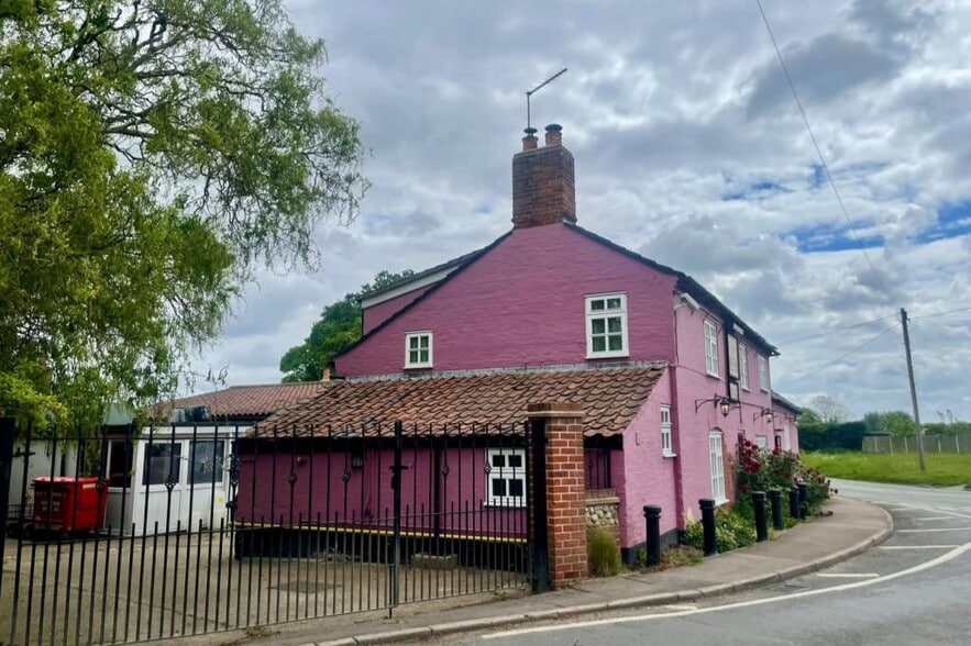 Norwich Rd, Little Plumstead à vendre - Photo du bâtiment - Image 2 de 19