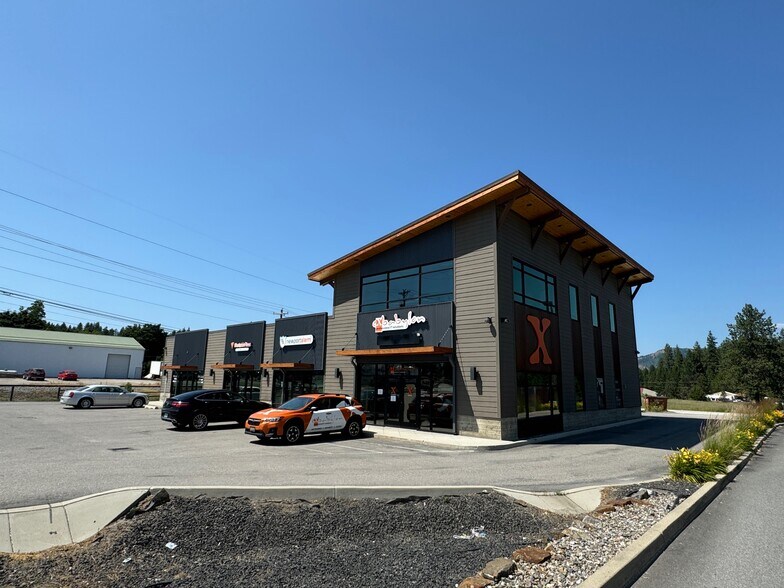 204 W Walnut St, Newport, WA for lease - Building Photo - Image 2 of 4